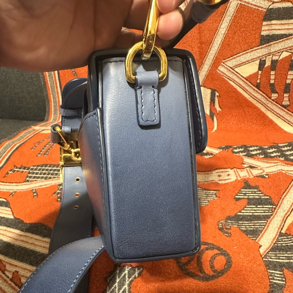 Dior Blue Leather CD Logo Belt Bag with Gold Hardware - Picture 10 of 10